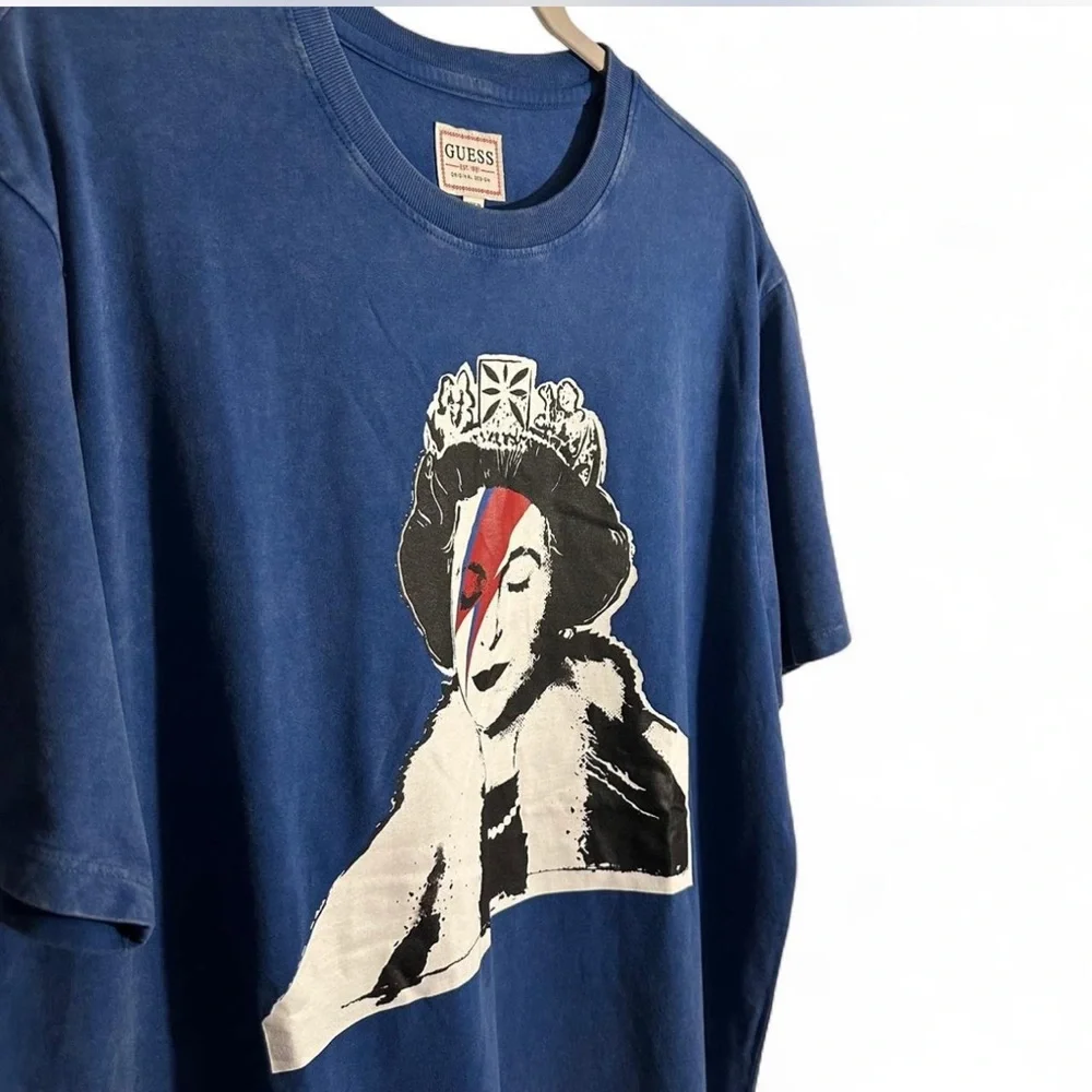 Guess x Brandalised L Blue Tee Banksy Queen Bowie Graffiti Art Streetwear - Picture 3 of 5